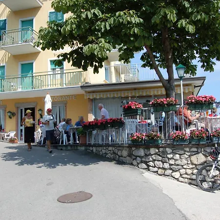Hotel Panorama *
